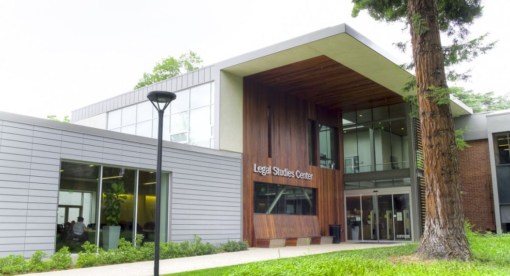 entryway to the sacramento campus library