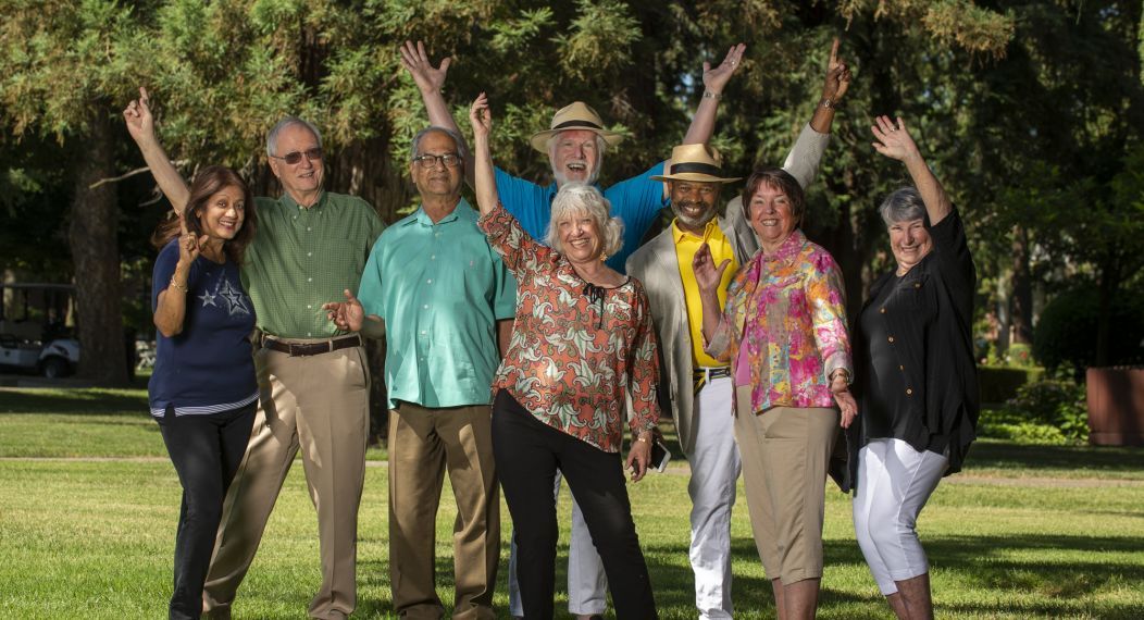 Osher Lifelong Learning participants group photo