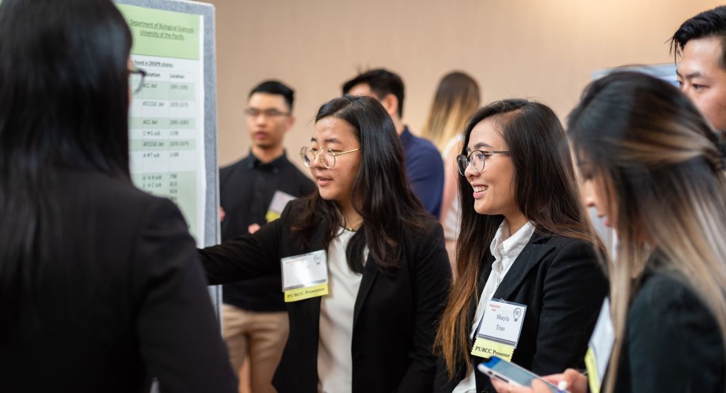 students present at Research Day