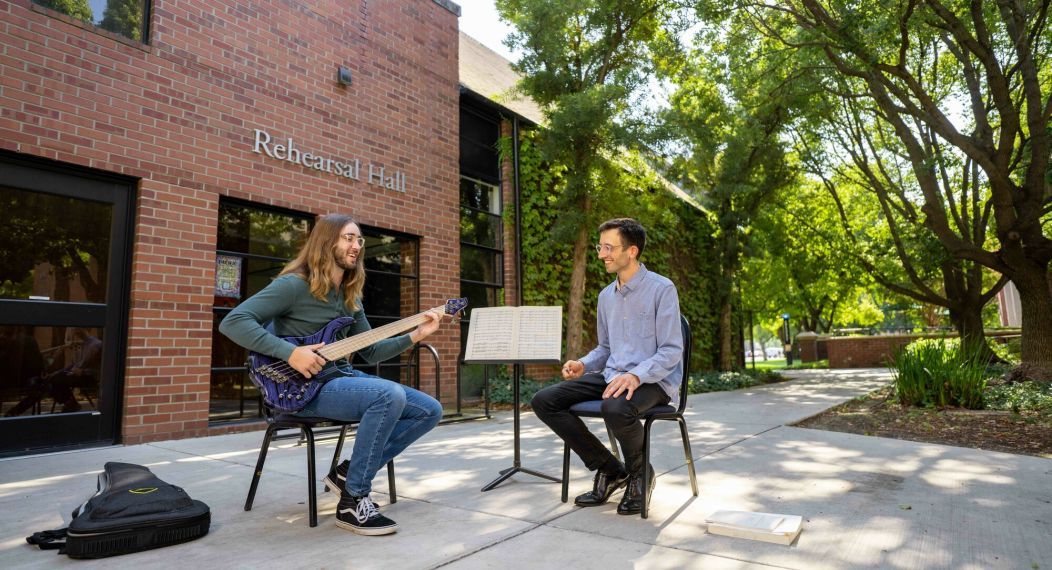 a lesson with music composition major and his professor