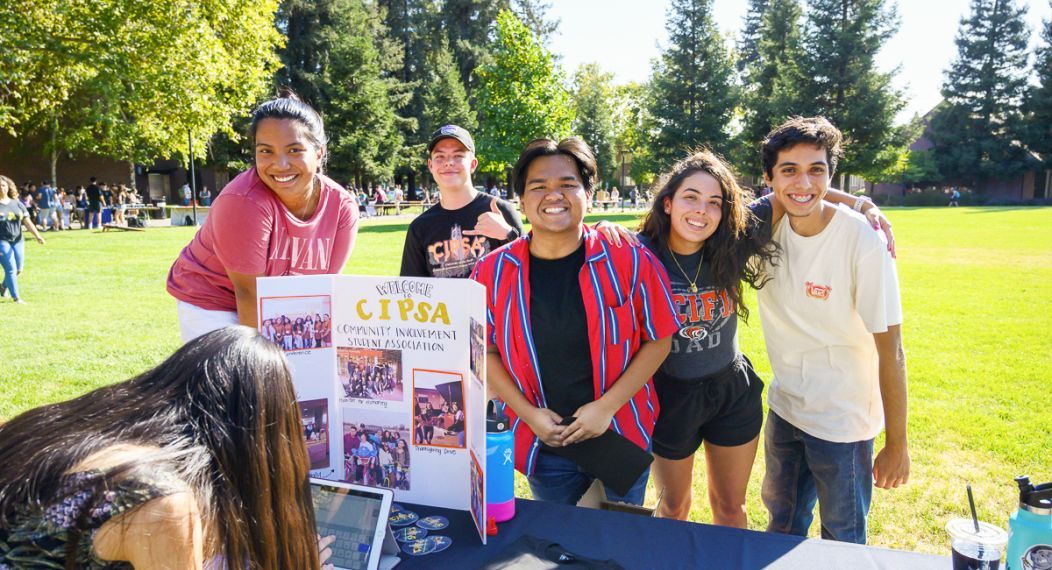 CIPSA students at club fair