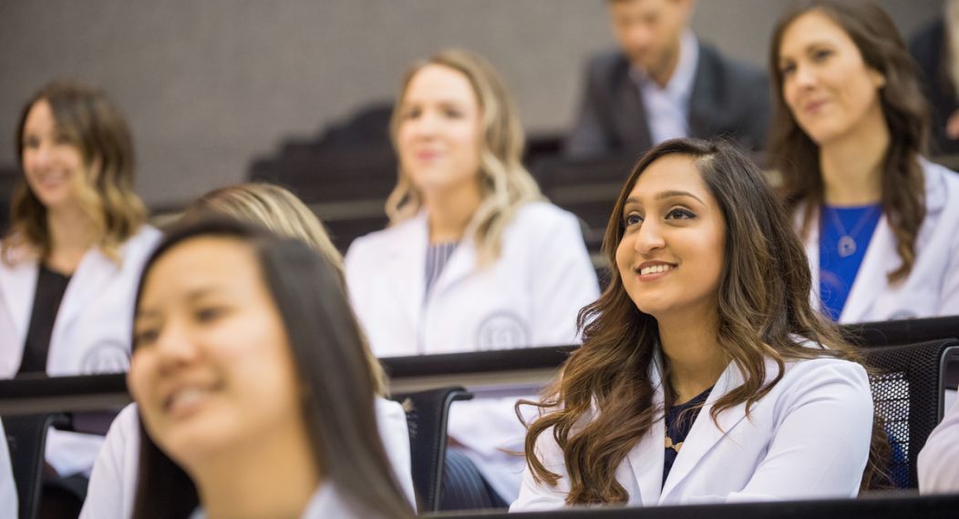 School of Health Sciences students attend white coat ceremony