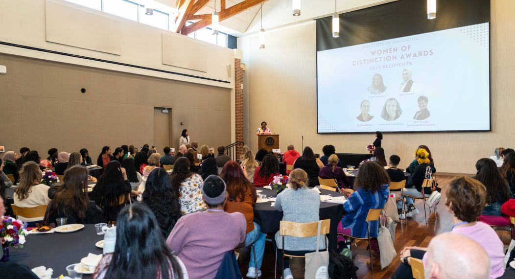 the women of distinction award ceremony