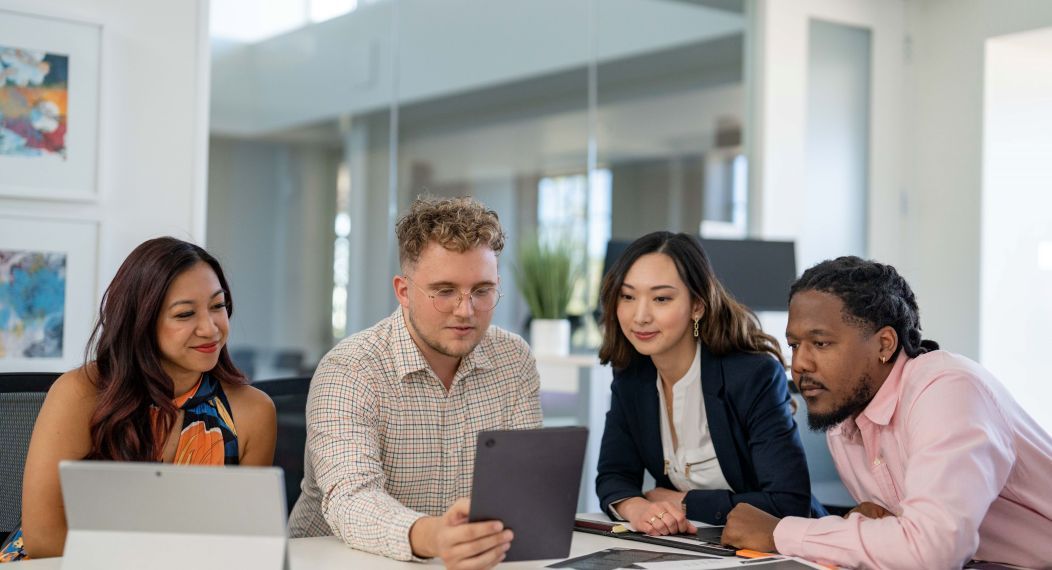 Eberhard School of Business students collaborate on a project.