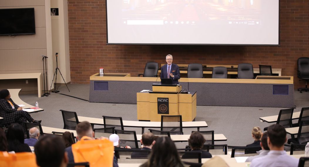 lecture hall, professor at the podium
