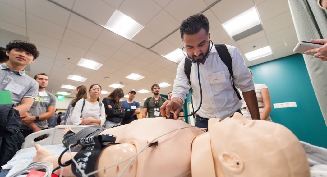 Students at a School of Health Sciences Preview Day