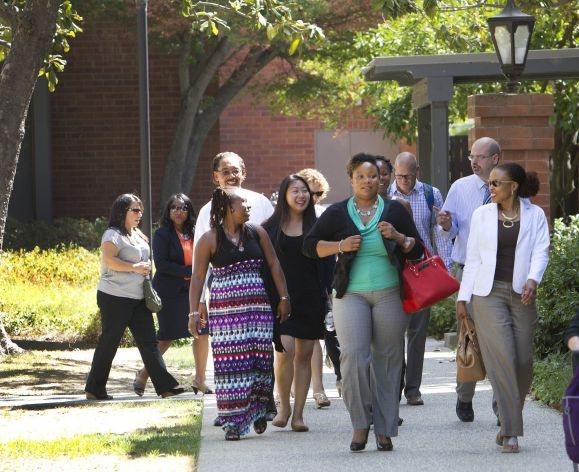 students touring Sacramento campus