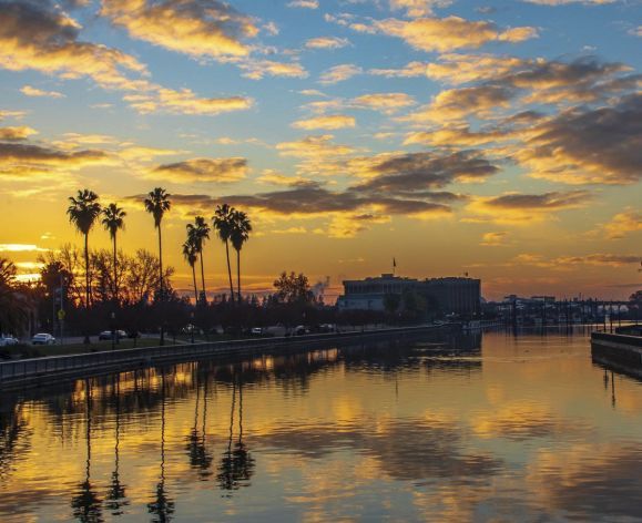 Stockton Marina-Visit Stockton