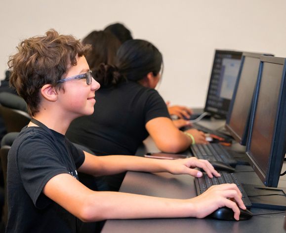 Engineering students working with Professor Estrada