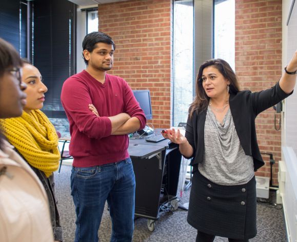 Students engage with faculty on Pacific's Stockton campus