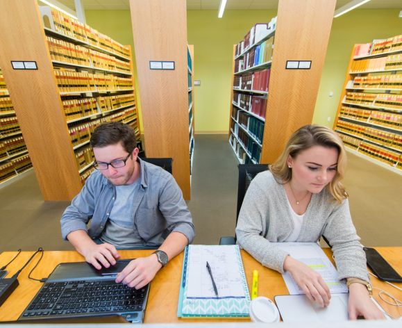 students study in the sacramento library