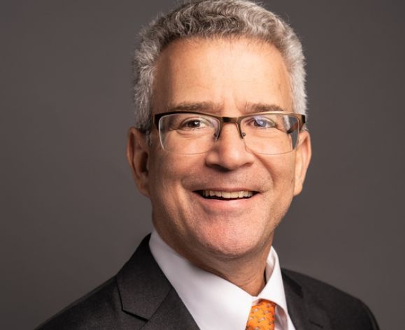 Evan Dreyfuss ’86