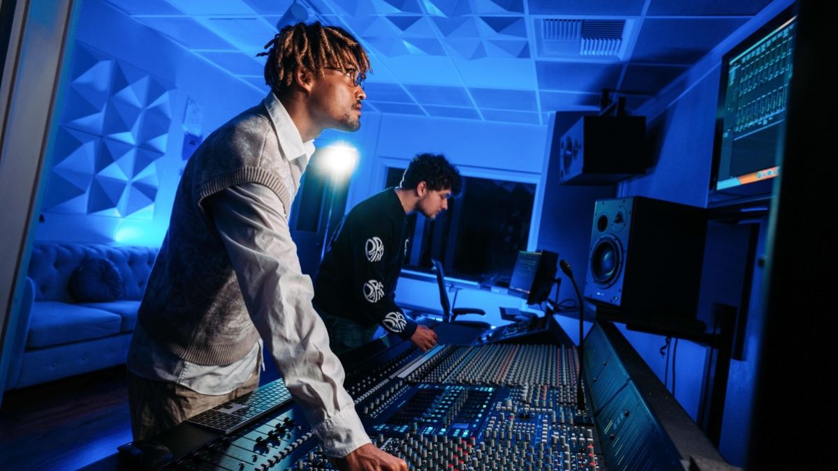 digital recording studio 